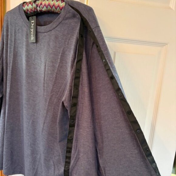 Post Shoulder Surgery Tear Away Top with 3/4" Sleeves (NWT) - Picture 6 of 15